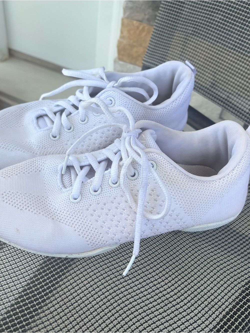 Girls cheer All-White Lightweight Knit Sneakers